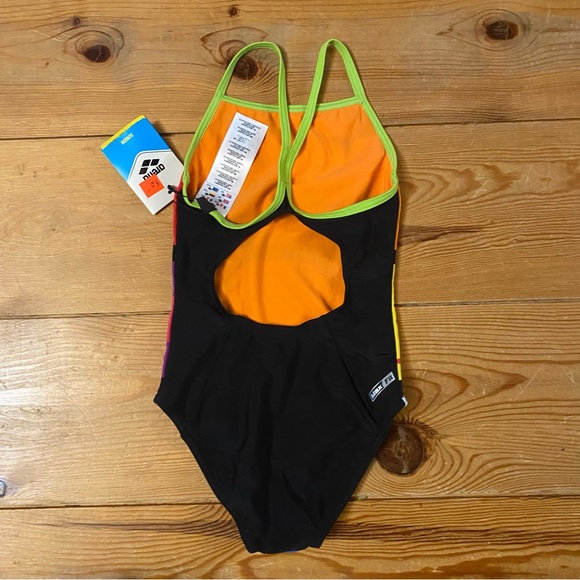 Arena Swimsuit, US 24, F 8-9 - Picture 2 of 9